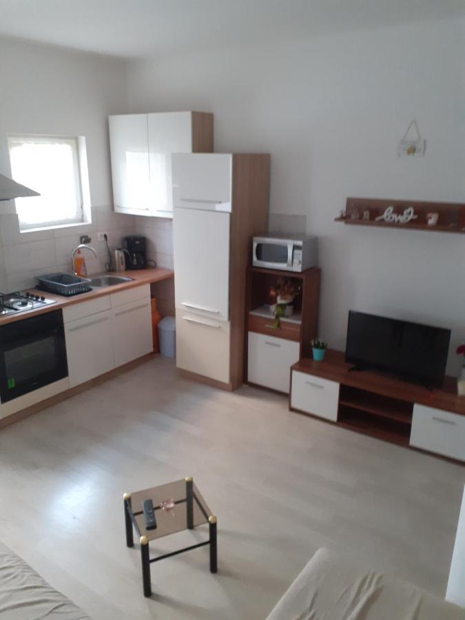 Apartman Tanja Lägenhet Bilice Exteriör bild