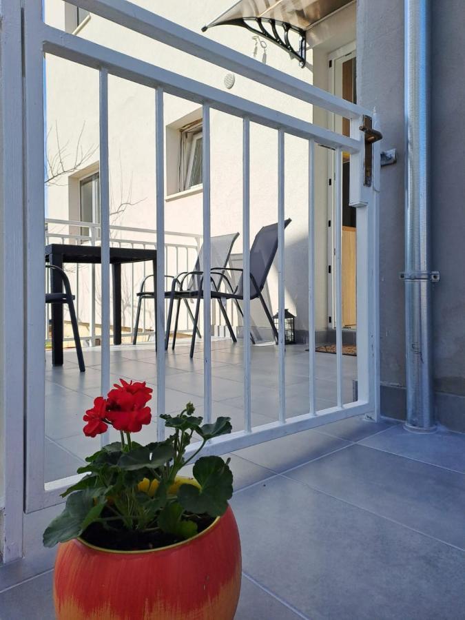 Apartman Tanja Lägenhet Bilice Exteriör bild
