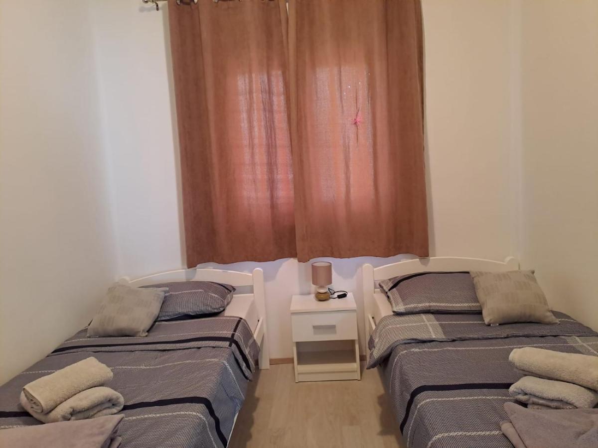 Apartman Tanja Lägenhet Bilice Exteriör bild