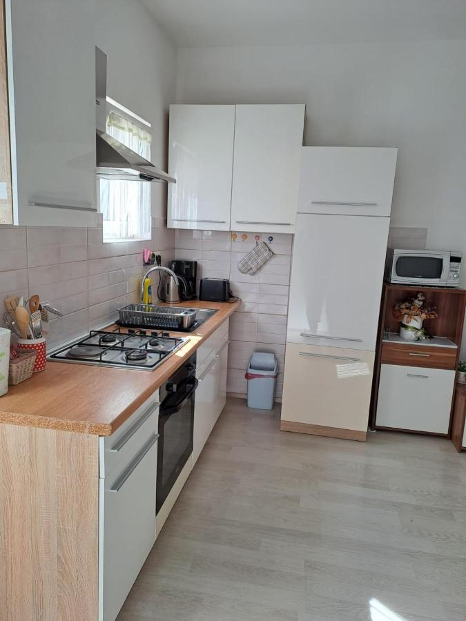 Apartman Tanja Lägenhet Bilice Exteriör bild